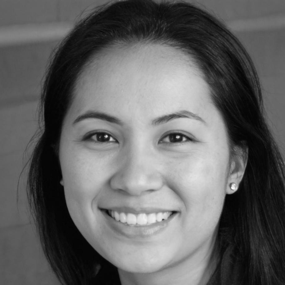 Portrait de Camille Rousseau, formatrice en finance d'entreprise